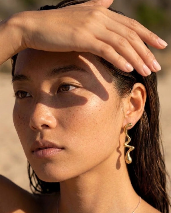Lagrima Earring lifestyle